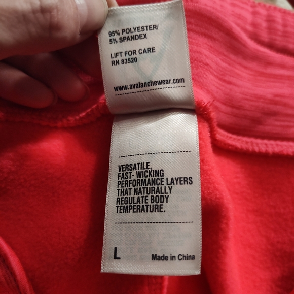 Avalanche Mogul Melange Leggings in Beetroots - Picture 3 of 8